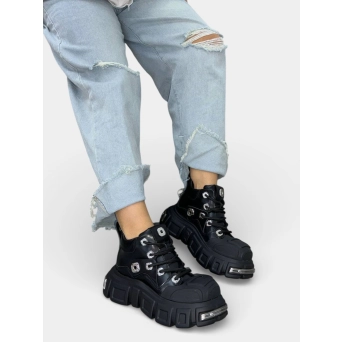 Ботинки демисезонные BALENCIAGA кожа черные 3421 Ботинки демисезонные BALENCIAGA кожа черные 3421