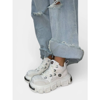 Ботинки демисезонные BALENCIAGA кожа белые 3423 Ботинки демисезонные BALENCIAGA кожа белые 3423