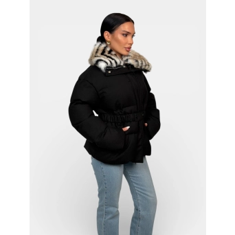 Куртка с мехом зимняя Max Mara черная 3472 Куртка с мехом зимняя Max Mara черная 3472