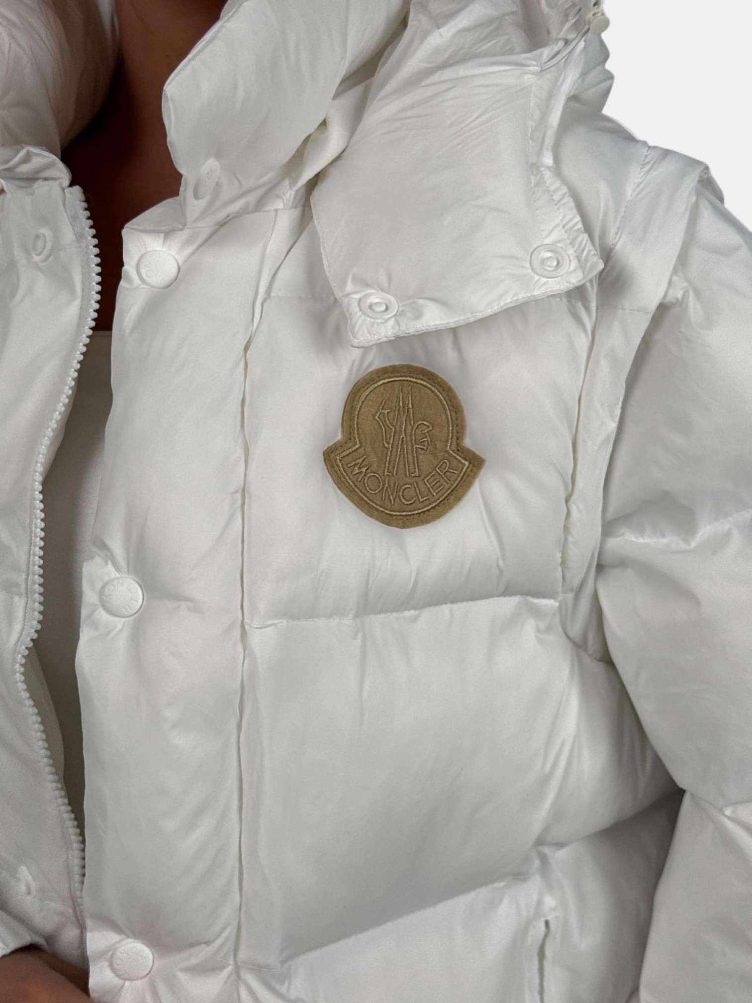 Пуховик MONCLER белый