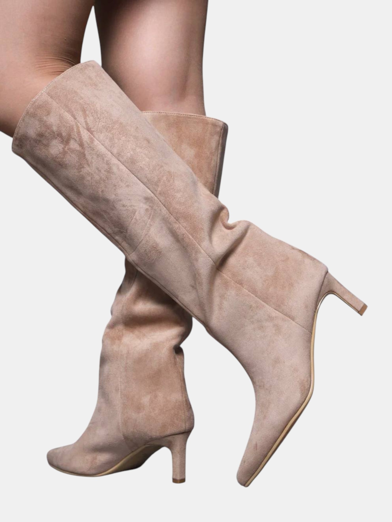 Сапоги трубы на шпильке замшевые бежевые 3302 Сапоги трубы на шпильке замшевые бежевые 3302