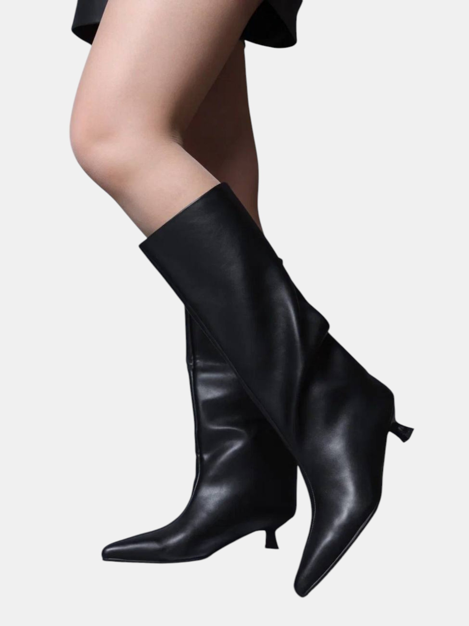 Сапоги трубы на шпильке