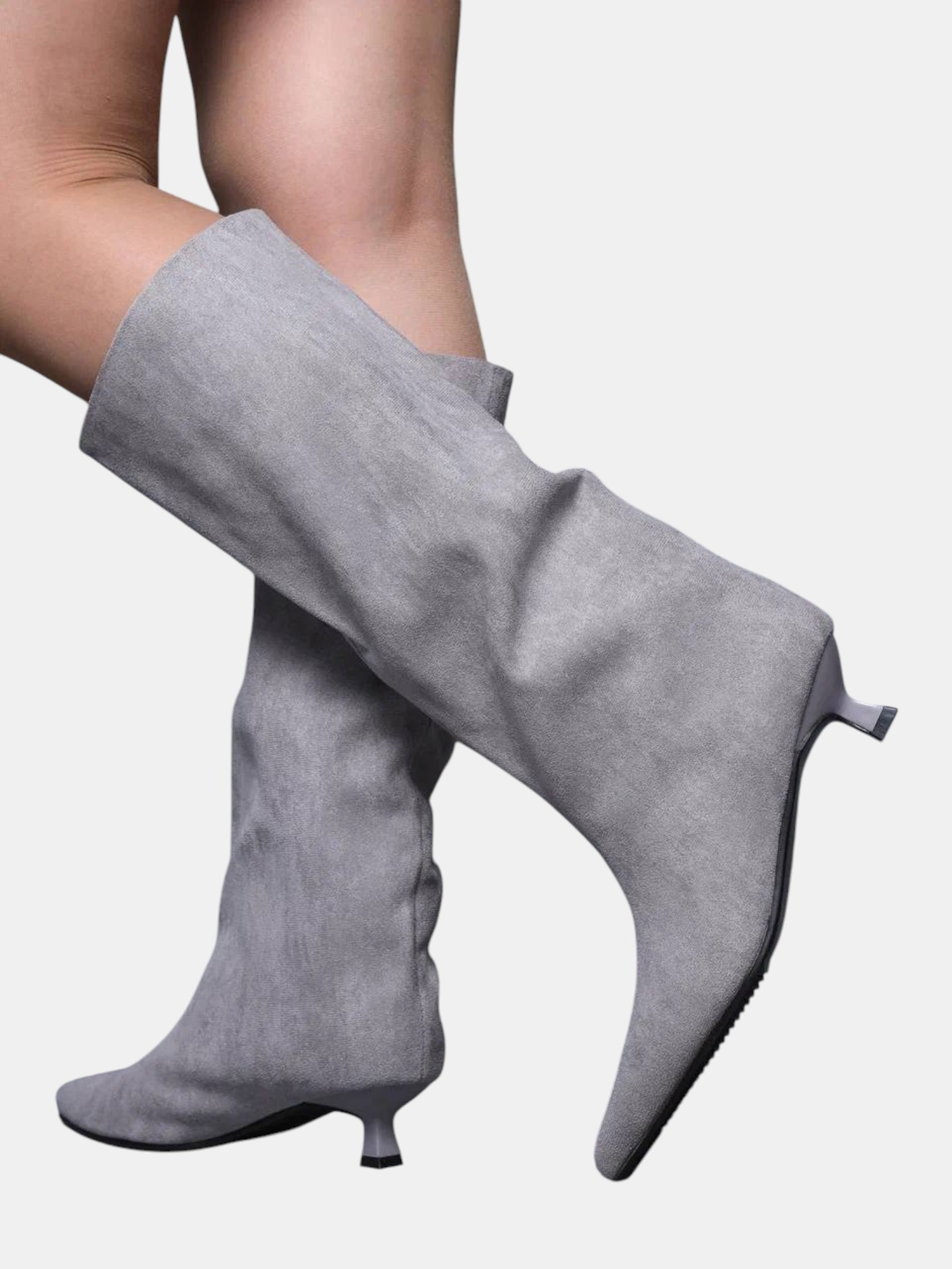 Сапоги трубы на шпильке