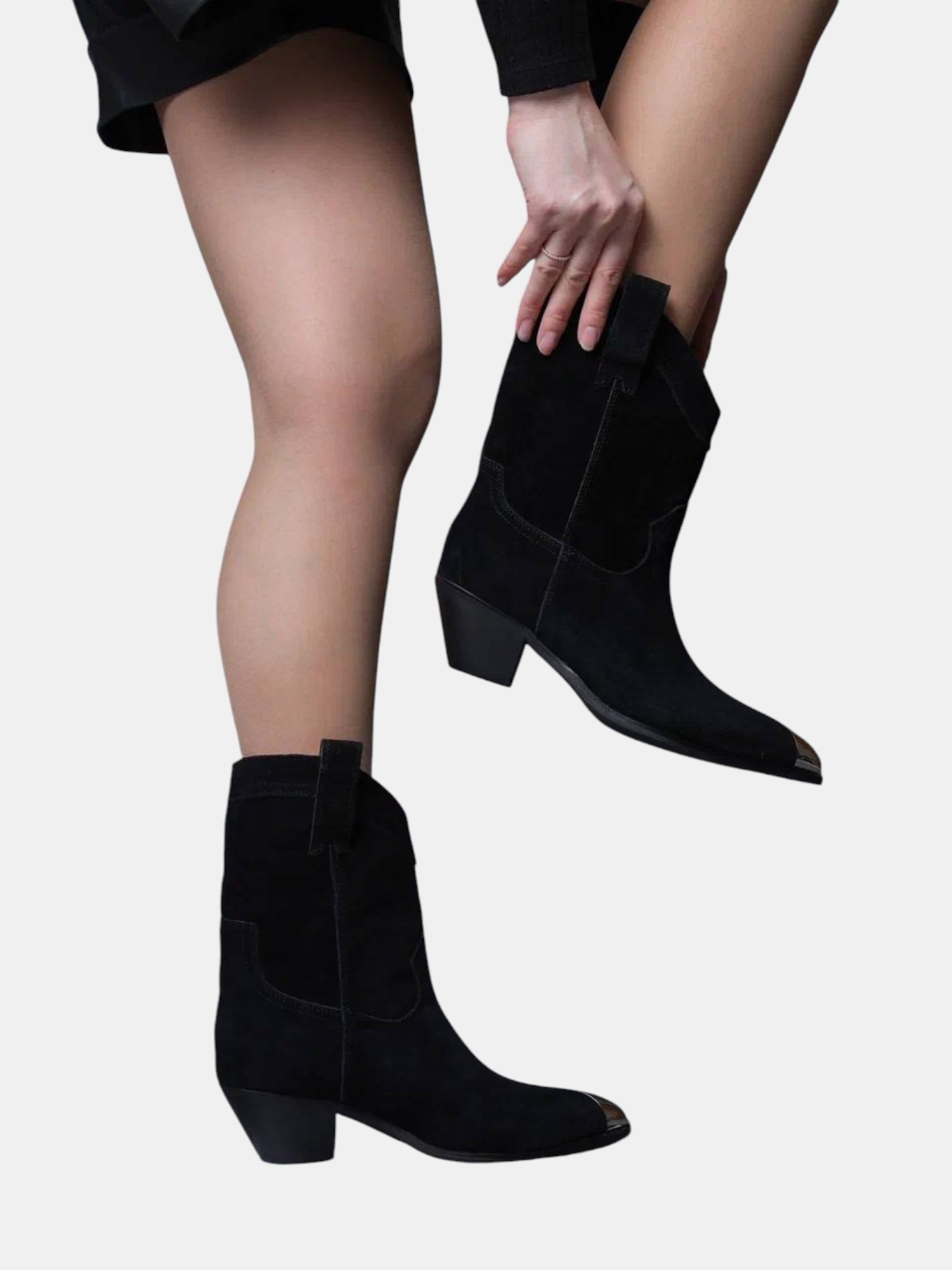 Полусапоги казаки с металлическим носом черные 3278 Полусапоги казаки с металлическим носом черные 3278