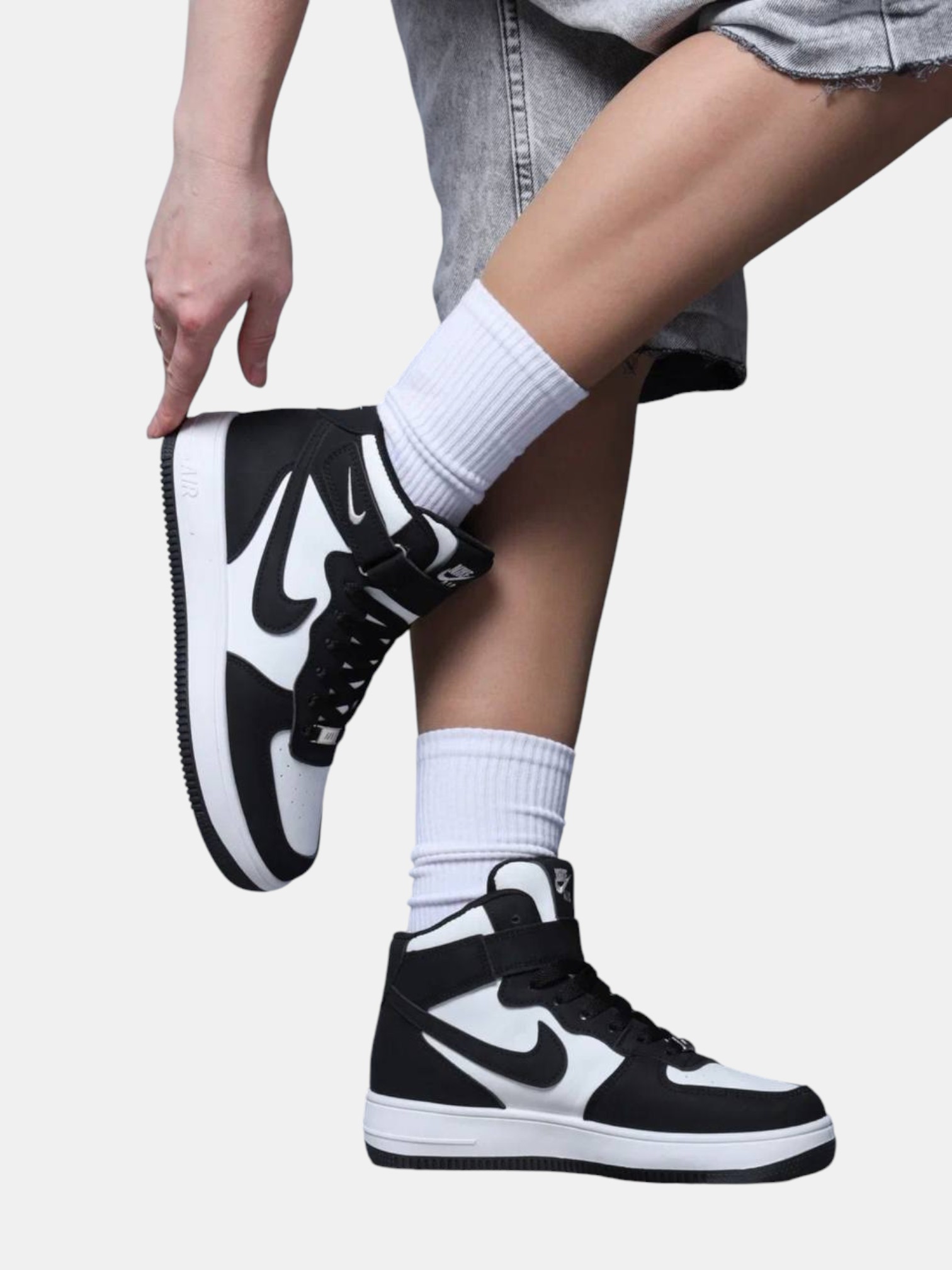 Кроссовки NIKE Аir Fоrсе 1 черные с белым 3263 Кроссовки NIKE Аir Fоrсе 1 черные с белым 3263