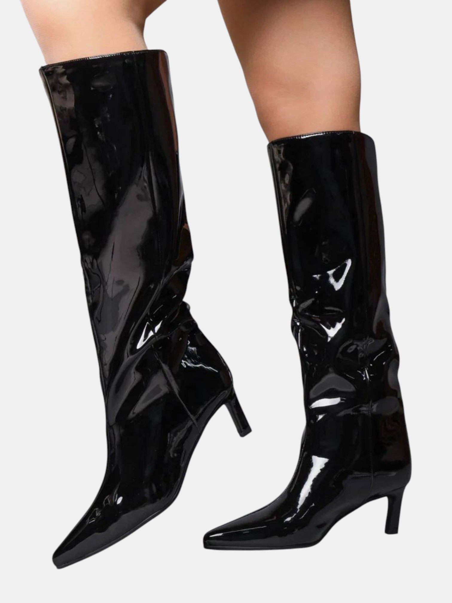 Сапоги трубы на шпильке лаковая кожа черные 3295 Сапоги трубы на шпильке лаковая кожа черные 3295
