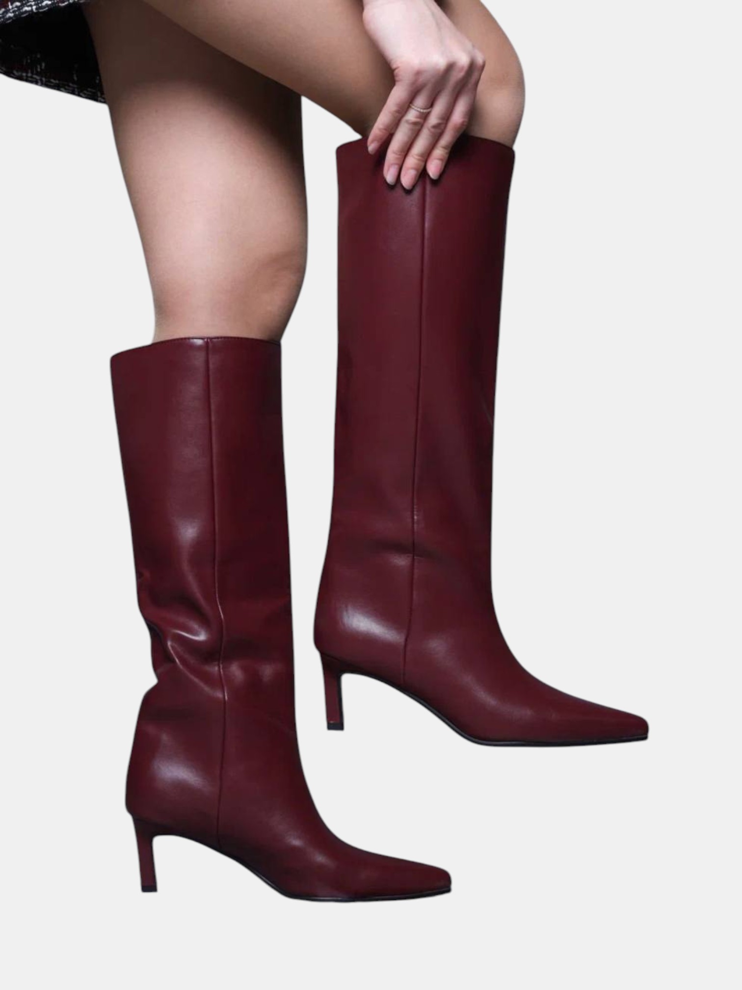 Сапоги трубы на шпильке