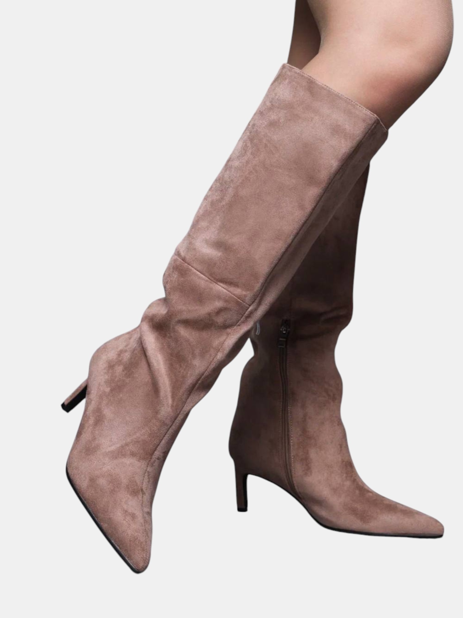 Сапоги трубы на шпильке