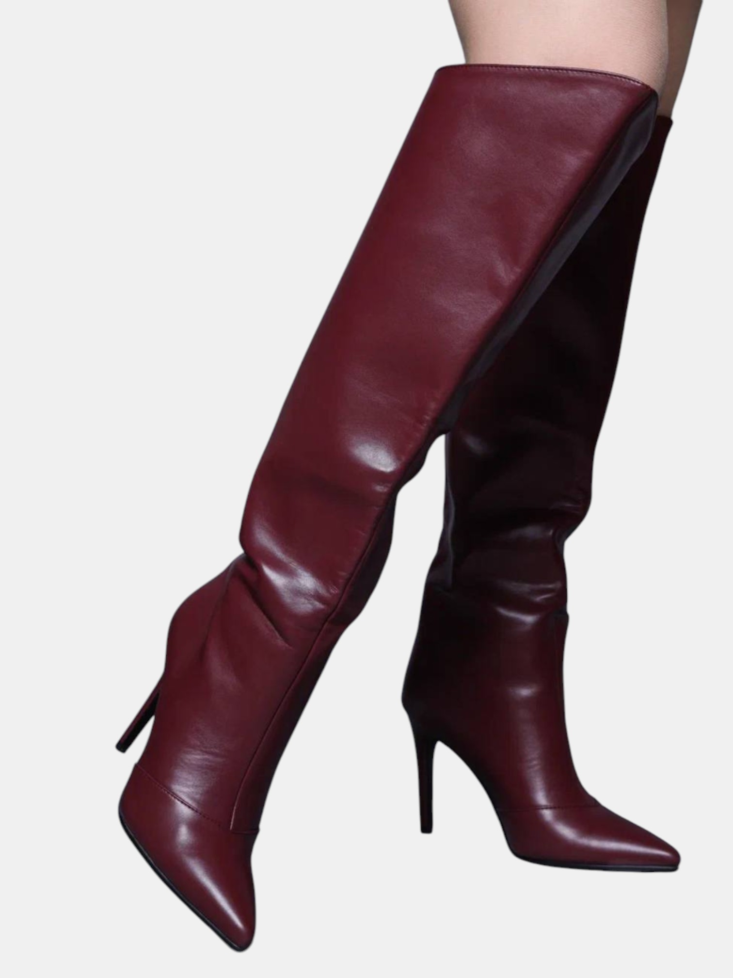 Сапоги трубы на шпильке