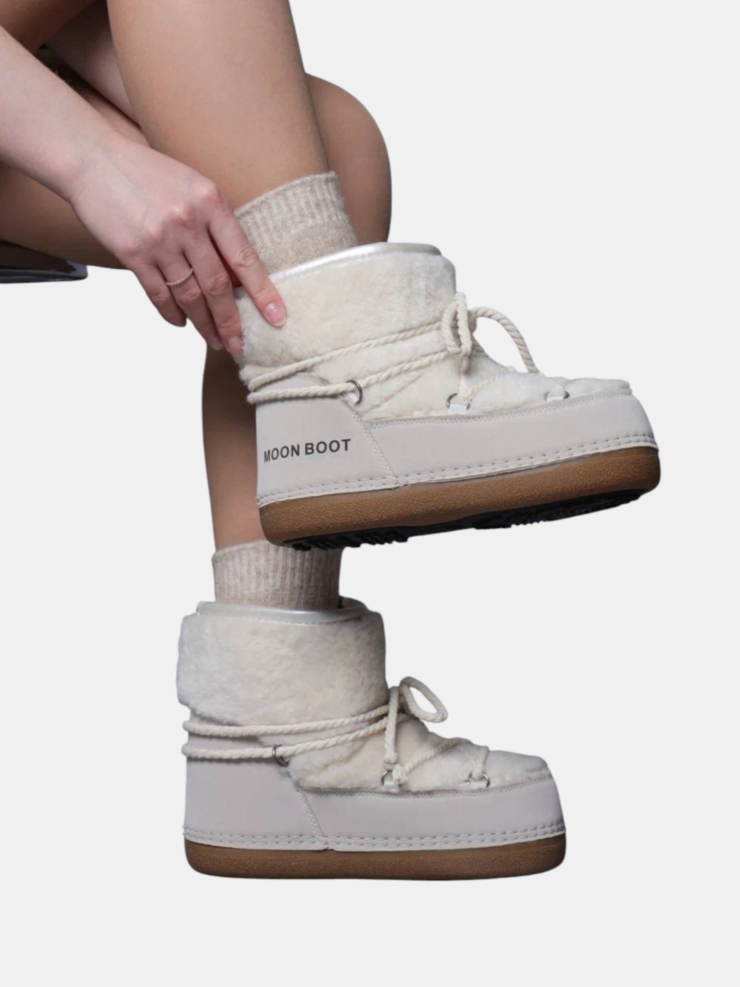 Сноубутсы Moon Boot