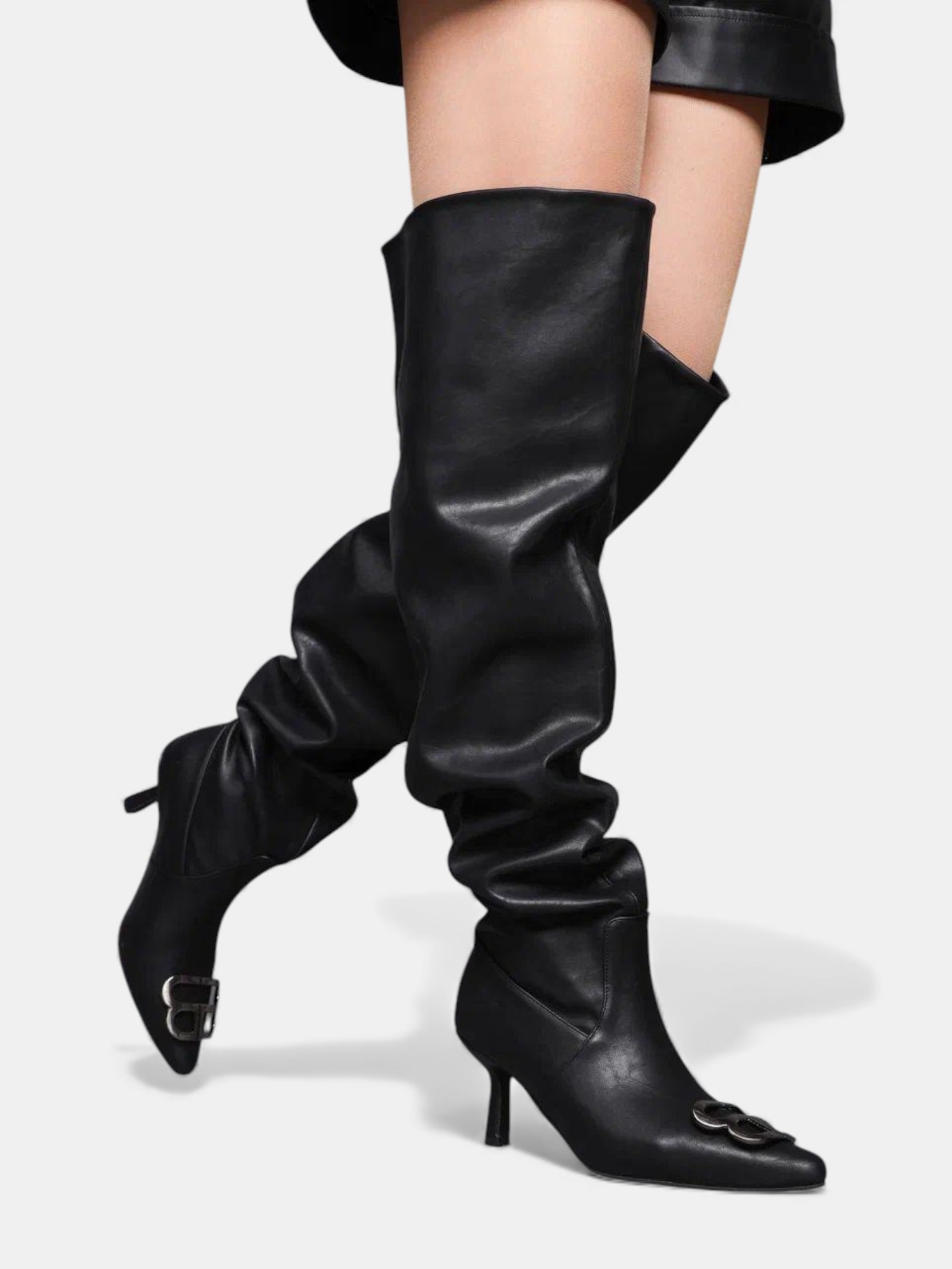 Сапоги ботфорты демисезонные на шпильке черные 3353 Сапоги ботфорты демисезонные на шпильке черные 3353