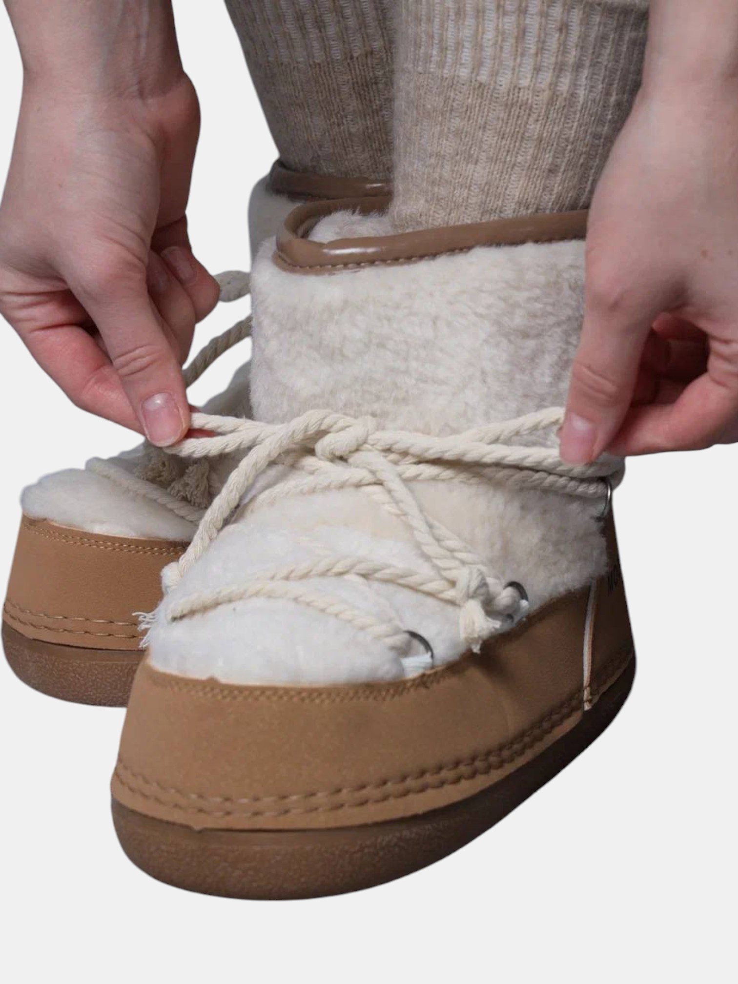 Сноубутсы Moon Boot