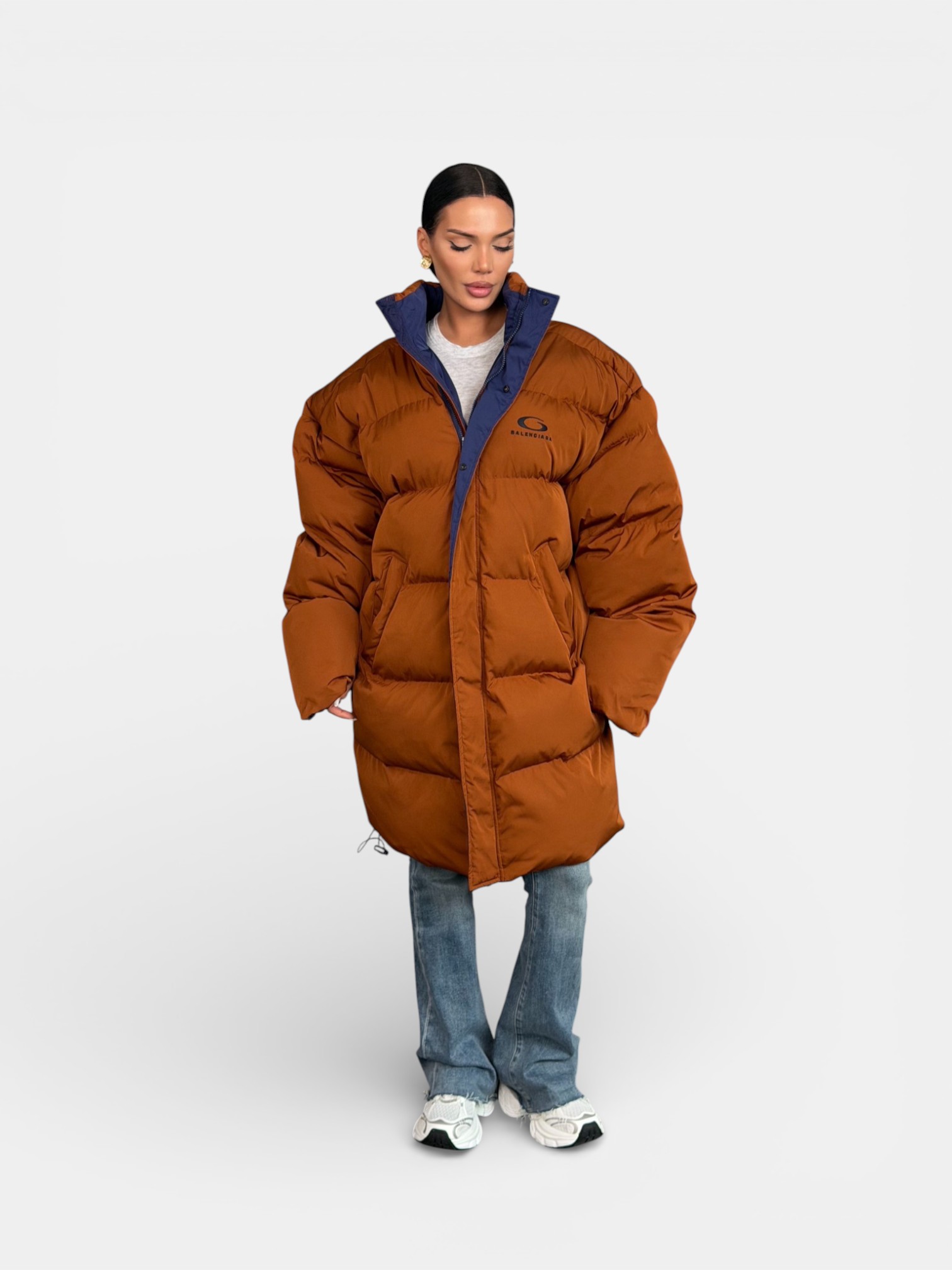 Пуховик оверсайз зимний длинный BALENCIAGA коричневый 3365 Пуховик оверсайз зимний длинный BALENCIAGA коричневый 3365