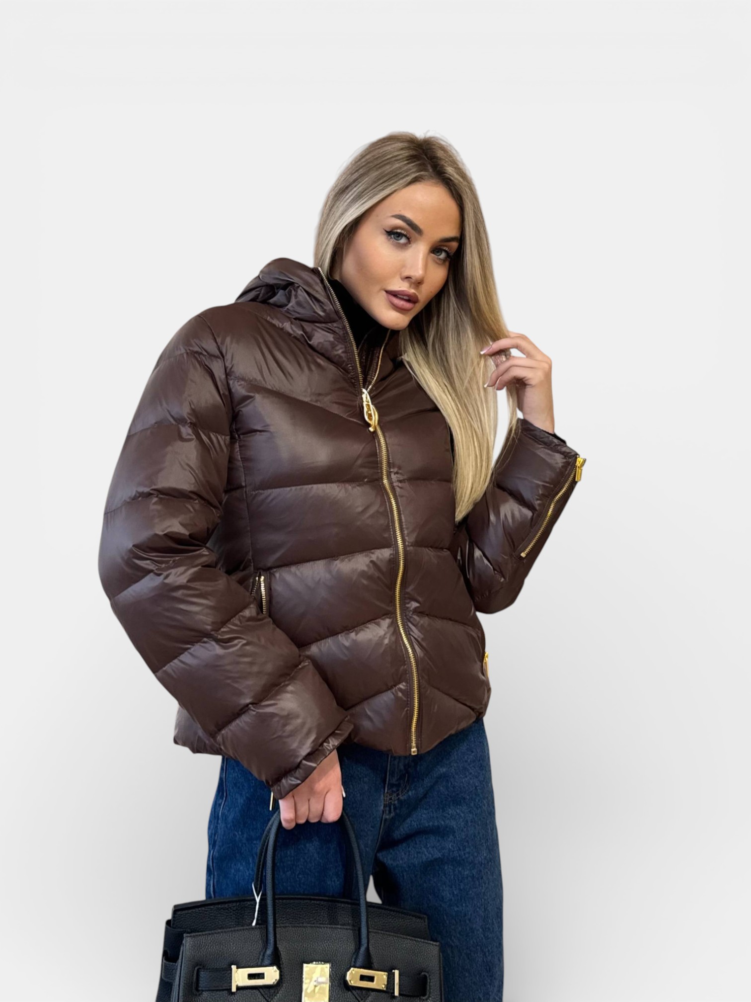 Пуховик зимний SCHIAPARELLI с капюшоном коричневый 3462 Пуховик зимний SCHIAPARELLI с капюшоном коричневый 3462